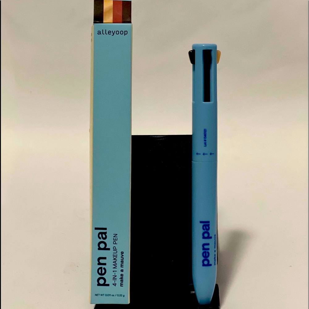 Alleyoop Pen Pal 4-in-1 Touchup Pen - In a Rouge